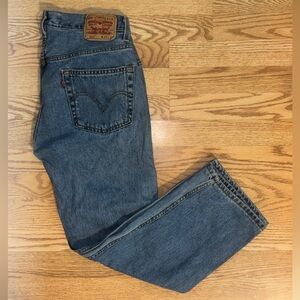 Levi's 505 Men’s 33x30 Regular Fit Blue Denim Straight Leg Jeans
